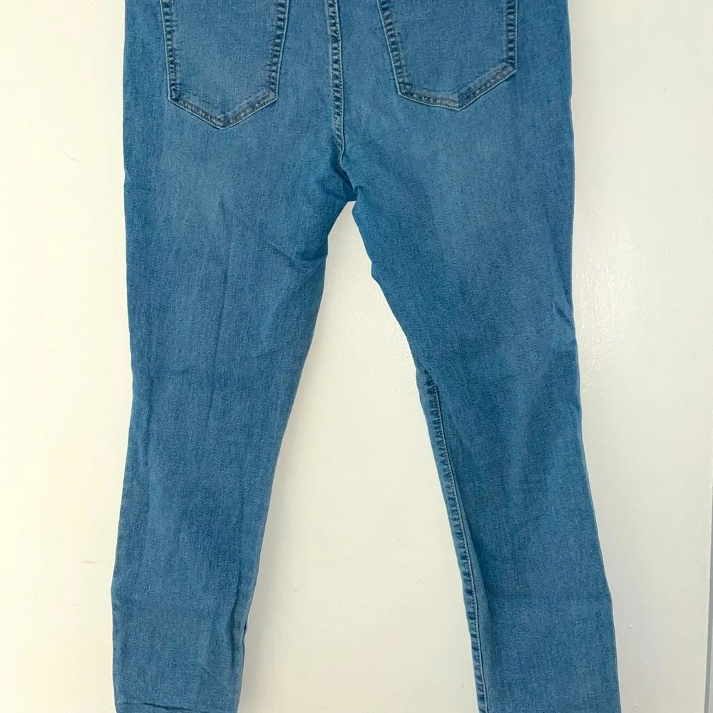 GAP Jeggings - Picture 2 of 2